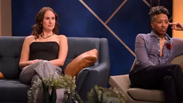 Pretty Little Thing Silver Glitter High Waist Large Leg Pants porté par Vanessa Papa comme on le voit dans The Ultimatum: Queer Love (S01E10)