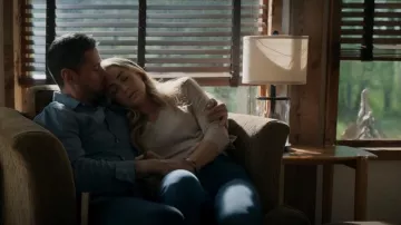 Mother Denim The Mid Rise Dazzler Ankle Jean worn by Michaela Stone (Melissa Roxburgh) as seen in Manifest (S04E16)