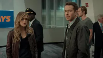 Barbour Ashby Waxed Cotton Jacket porté par Ben Stone (Josh Dallas) comme on le voit dans Manifest (S04E20)