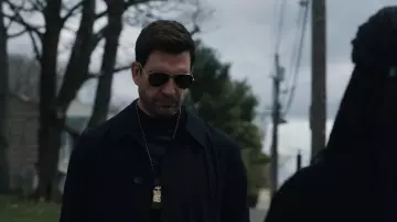 Ray-Ban aviator sunglasses worn by Supervisory Special Agent Remy Scott (Dylan McDermott) as seen in FBI: Most Wanted (S04E19)