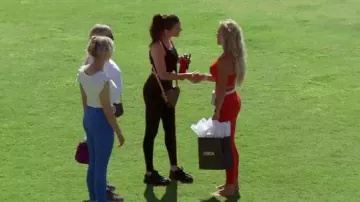 Louis Vuitton Shiny Insert Leggings portés par Heather Dubrow comme on le voit dans The Real Housewives of Orange County (S17E01)