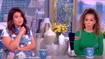 Prabal Gurung Knit Tie-Dye Maxi Dress portée par Sunny Hostin comme vu dans The View le 8 juin 2023