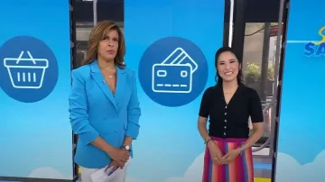 Sandro Nolan Ribbed Star Button Cardigan porté par Vicky Nguyen comme vu dans Today on June 8, 2023