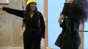 Combinaison en velours Gucci Satin Trimmed Cotton Blend portée par Kenya Moore vue dans The Real Housewives of Atlanta (S15E06)