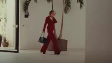 Chanel Black Leather Cerf Shopper Tote usado por Nikki Katz (Jane Adams) como se ve en The Idol (S01E02)
