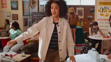 Rebecca Taylor Stripe Stretch Cotton Jacket portée par Fabiola Torres (Lee Rodriguez) comme on le voit dans Never Have I Ever (S04E09)