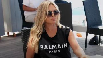 Débardeur Balmain Logo-Print porté par Tamra Judge comme on le voit dans The Real Housewives of Orange County (S17E02)