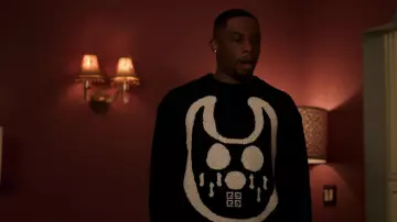 The down jacket without sleeve worn by Cane Tejada (Woody McClain) in the  series Power Book II: Ghost (Season 1 Episode 8)
