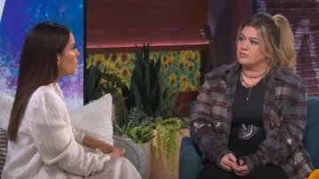 Cinturón de cuero Etro usado por Kelly Clarkson como se ve en The Kelly Clarkson Show el 8 de junio de 2023