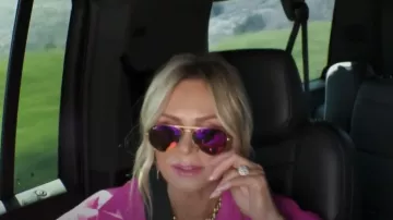 Ray-Ban Aviator Frame Sunglasses worn by Tamra Judge as seen in The Real Housewives of Orange County (S17E02)