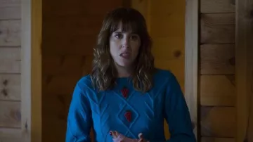 Notre boutique secrète Minueto Nerea Pull porté par Carmen (Paula Malia) vu à Valeria (S03E01)