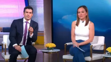 Veronica Beard Vargas Tank usado por Eva Pilgrim como se ve en Good Morning America el 16 de junio de 2023