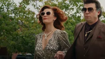 Rebecca Vallance Vienna Vestido usado por Amber Gemstone (Cassidy Freeman) como se ve en The Righteous Gemstones (S02E09)