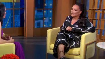 Robe Rick Owens Print Wrap portée par Angie Martinez telle que vue dans Good Morning America le 19 juin 2023