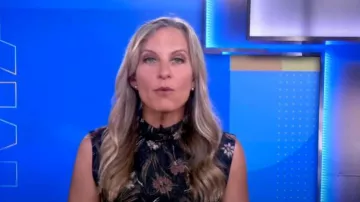 Derek Lam 10 Crosby Floral Sleeveless Blouse worn by Becky Worley as seen in Good Morning America on June 21, 2023