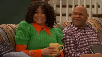 Alice and Olivia Chase Cable Puff Sleeve Sweater worn by Raven Baxter (Raven-Symoné) as seen in Raven's Home (S06E09)
