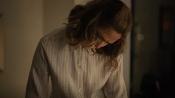 Vince Pin­stripe But­ton-Up Shirt worn by Sylvia (Rose Byrne) as seen in Platonic (S01E07)