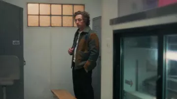 NN07 Gael Wool Blend Jacket In Brown Check porté par Carmen 'Carmy' Berzatto (Jeremy Allen White) comme vu dans The Bear (S02E01)