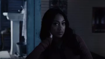 Rag & bone Rib Cardigan porté par Isabella LaRue (Lexi Underwood) vu dans Cruel Summer (S02E04)