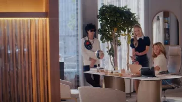 Champion Prime Waist Pack porté par Kaleb Horn vu dans Glamorous (S01E02)