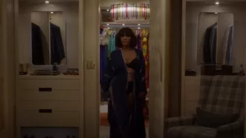 Tom Ford Tie And Dye Kaftan Vestido usado por Lisa Todd Wexley (Nicole Ari Parker) como se ve en And Just Like That... (S02E01)