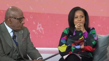 Kate Spade New York Floral Collage Chemisier porté par Sheinelle Jones comme vu dans Today on June 26, 2023