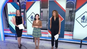 Sandro Darla Jupe à carreaux portée par Vicky Nguyen comme vu dans Aujourd’hui le 27 juin 2023
