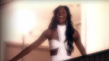 Pasarela La Etiqueta Dani Midi Vestido usado por Charity Lawson como se ve en The Bachelorette (S20E01)