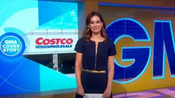 Michael Kors Vestidos hasta la rodilla usados por Rebecca Jarvis como se ve en Good Morning America el 27 de junio de 2023