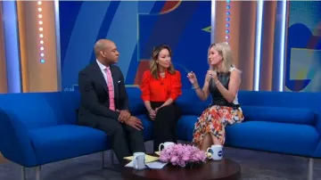 Proenza Schouler Ruched Leather Sleeveless Top worn by Jennifer Ashton as seen in Good Morning America on June 27, 2023