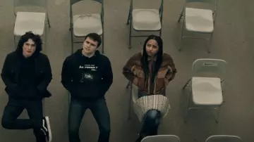 Mother Denim La chaqueta Triple Decker usada por Natalie Irons (Tayler Buck) como se ve en Superman & Lois (S03E13)