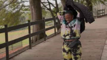 Chanel Waist Bag Negro Acolchado usado por Kandi Burruss como se ve en The Real Housewives of Atlanta