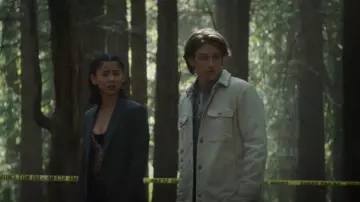 A.P.C. Alex Chemise portée par Ace (Alex Saxon) vue dans Nancy Drew (S04E05)