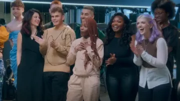 Doc Martens Jadon Pol­ished Smooth Boots worn by Lisa Street as seen in Glow Up: Britain's Next Make-Up Star (S04E01)