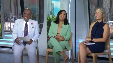 Vince Camuto Halter Robe à col U A-Line portée par Dylan Dreyer comme vu dans Aujourd’hui le 30 juin 2023