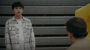 H&M Twill Overshirt worn by Rafa(Ignacio Diaz-Silverio) as seen in Primo (S01E07)