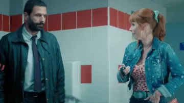 La veste en jean à étoiles Liu Jo portée par Morgane Alvaro (Audrey Fleurot) dans HPI : Haut Potentiel Intellectuel (S01E06)