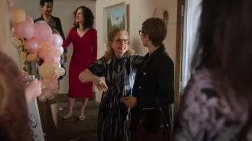 Maison 123 Gre­go­ria Blue Tie Dye Maxi Dress worn by Margie (Chelah Horsdal) as seen in Firefly Lane (S02E13)