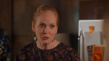 Dynamo Textured Leaf Brass Hoop Earrings worn by Margie (Chelah Horsdal) as seen in Firefly Lane (S02E16)