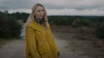 Moncler Women's Yellow Raincoat worn by Villanelle (Jodie Comer) as seen in Killing Eve (S04E08)
