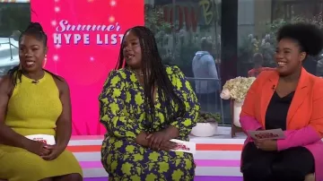 River Island Plisse Midi Smock Robe portée par Mariah Smith comme vu dans Aujourd’hui avec Hoda & Jenna le 6 juillet 2023