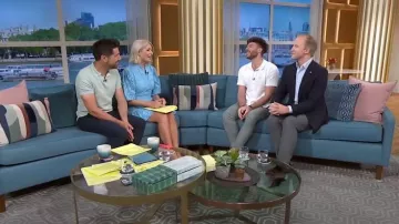 Karen Millen Cotton Broderie Belted Woven Mini vestido usado por Holly Willoughby como se ve en This Morning el 6 de julio de 2023