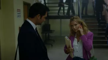 Rachel Comey Rendez-vous Jacquard Blazer porté par Lorna (Becki Newton) vu dans The Lincoln Lawyer (S01E04)