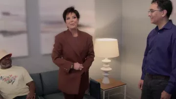 Acne Studios Suiting Blazer porté par Kris Jenner vu dans The Kardashians (S03E07)
