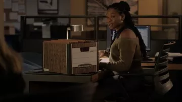 Levi's 721 High Rise Skinny Jeans in Washed Black worn by Izzy Letts (Jazz Raycole) as seen in The Lincoln Lawyer (S02E03)