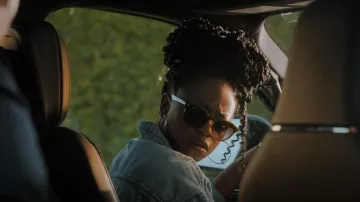 Ray-Ban Blaze worn by Izzy Letts (Jazz Raycole) as seen in The Lincoln Lawyer (S01E07)