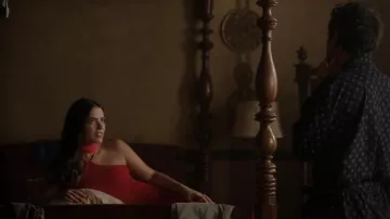 Vestido Reformation Helio usado por Vida Perez Prescott (Lorenza Izzo) como se ve en Panhandle (S01E08)