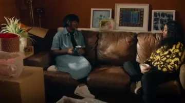 Cos Den­im Shirt Dress worn by Aria Champion (Nadine Marshall) as seen in Champion (S01E08)