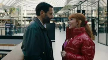 The bright red down jacket worn by Morgane Alvaro (Audrey Fleurot) in HPI: High Intellectual Potential (S02E01)