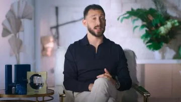 Suéter Reiss Milburn usado por Simon Cohen como se ve en Luxe Listings Sydney (S03E04)